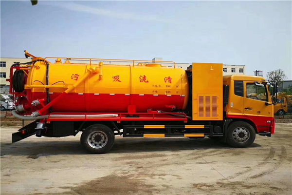 今天不談價格只談程力專汽清洗吸污車的維修保養