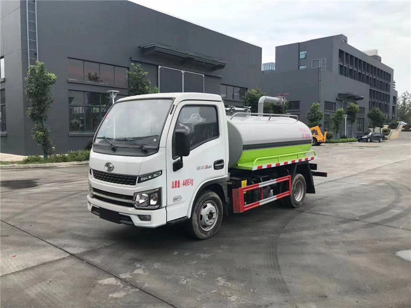 吸糞車廠家直銷驚爆價(jià)8.9萬直接提回家