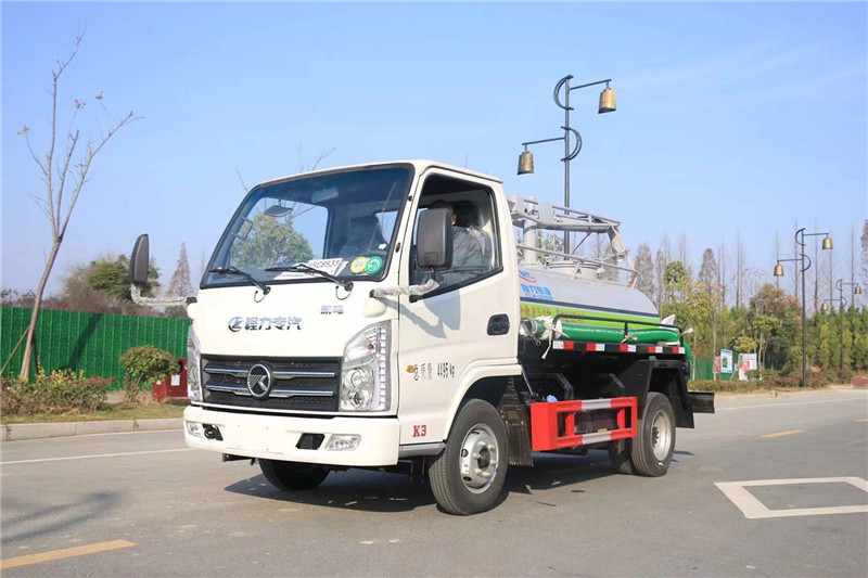 今日現(xiàn)車推薦：凱馬國(guó)六2方藍(lán)牌吸糞車大街小巷穿梭自如