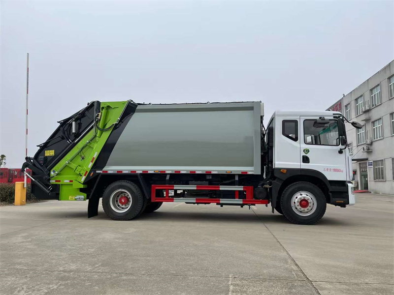 東風(fēng)多利卡15方D9壓縮垃圾車