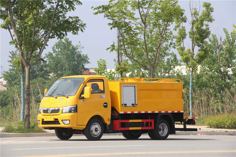 藍牌地下室化糞池清理疏通車