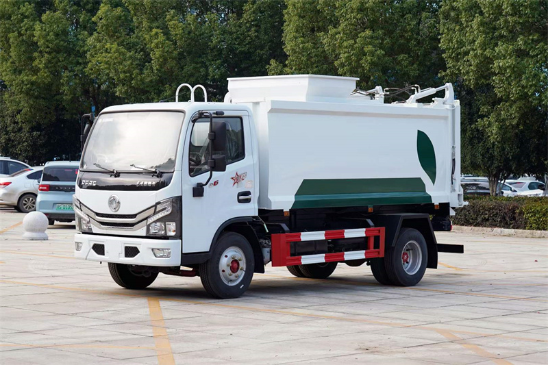 東風(fēng)5-7方藍(lán)牌掛桶餐廚垃圾車